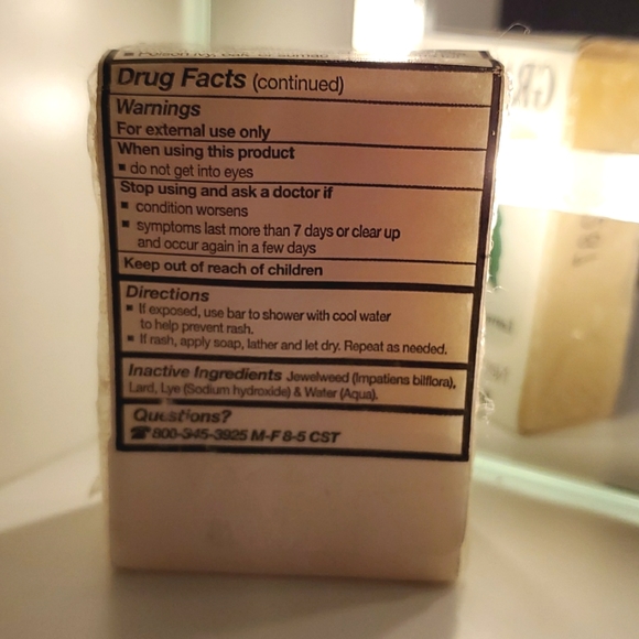 Grandma's Handmade Pure & Natural Poison Ivy Soap 2 Oz Bar - Picture 5 of 5